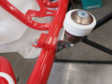 Load image into Gallery viewer, Ventesimo Varsity Shifter Kart