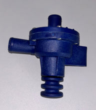Load image into Gallery viewer, EM Plastic Water Pump

