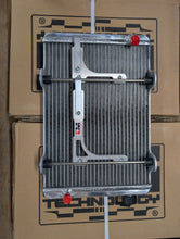 Load image into Gallery viewer, EM-02 Radiator
